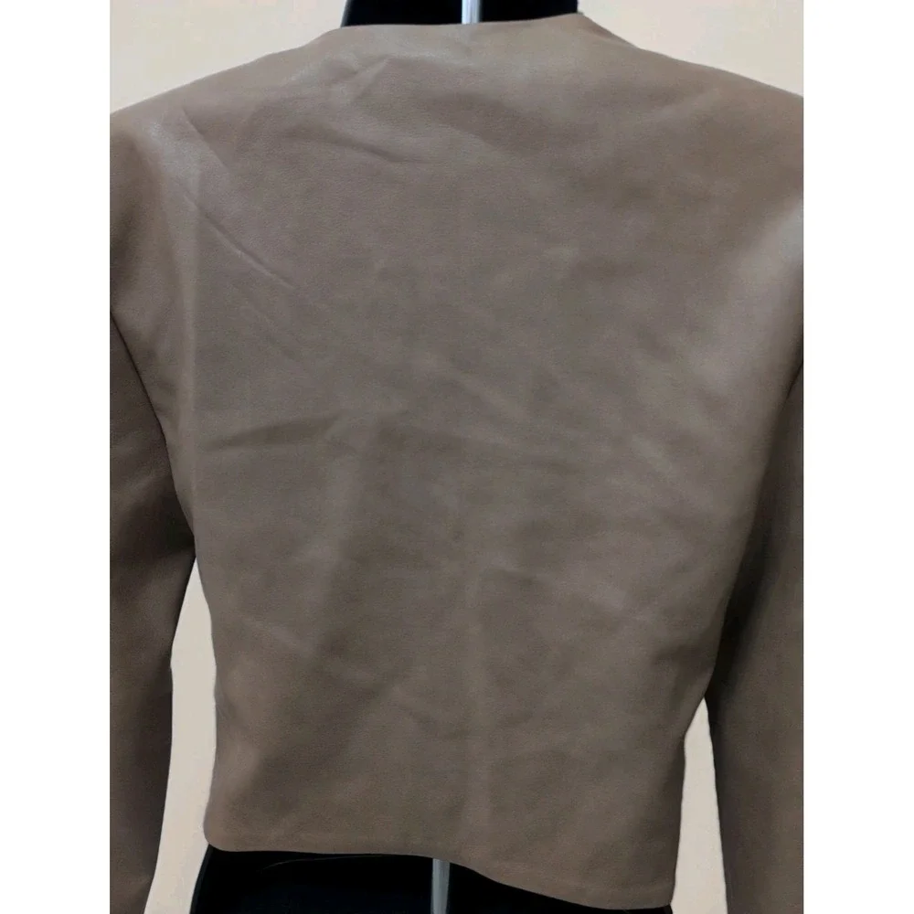 7 For All Mankind Women's Faux Leather Crop Top Jacket Brown Size XS NWT - Picture 4 of 5
